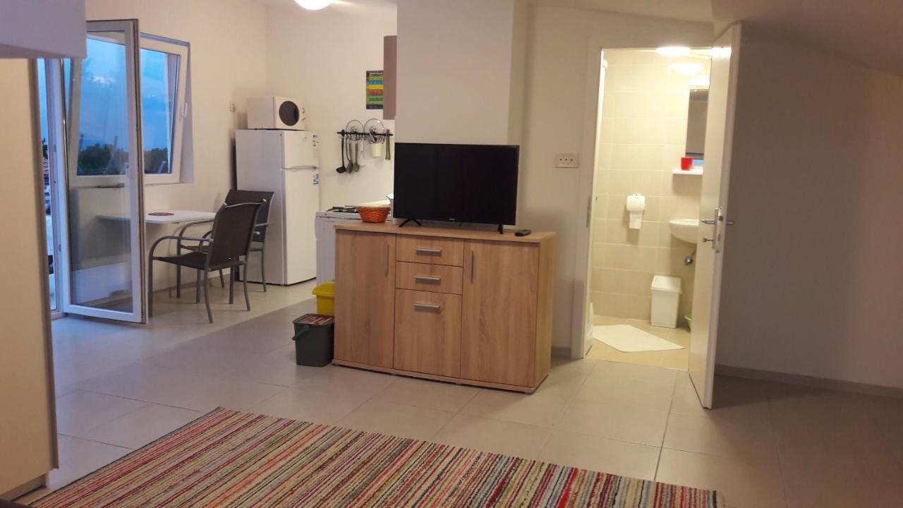 Apartmani Niessner Malinska Dış mekan fotoğraf